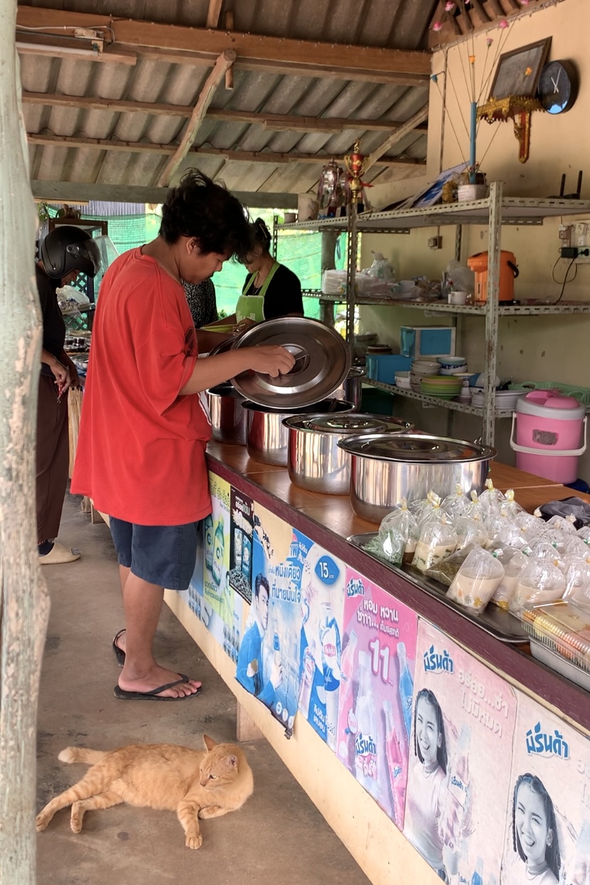 Eating at a local Khanom Jeen restaurant