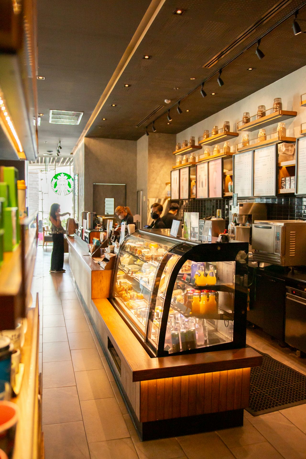 Starbucks Central Plaza